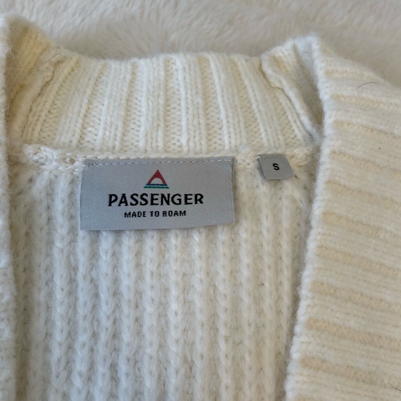 Passenger Cream Cardigan - Picture 3 of 5